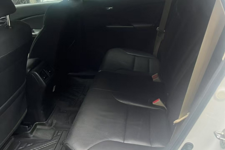 本田CR-V 2015款 2.0L 两驱风尚版中控内饰7003