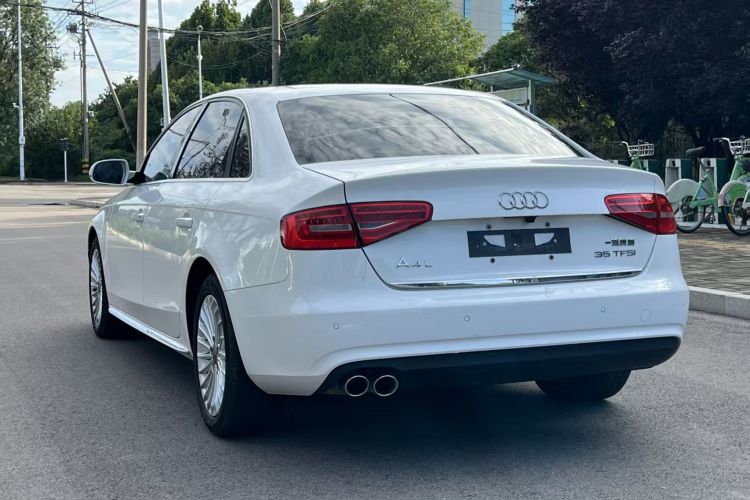 奥迪A4L 2016款 35 TFSI 典藏版 自动标准型车身外观6003