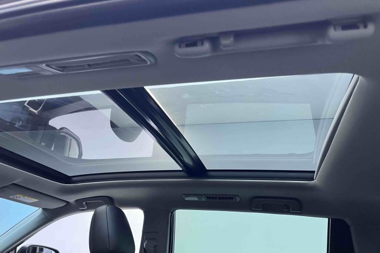 丰田 汉兰达 2018款 2.0T 四驱豪华版 7座 国VI中控内饰7015