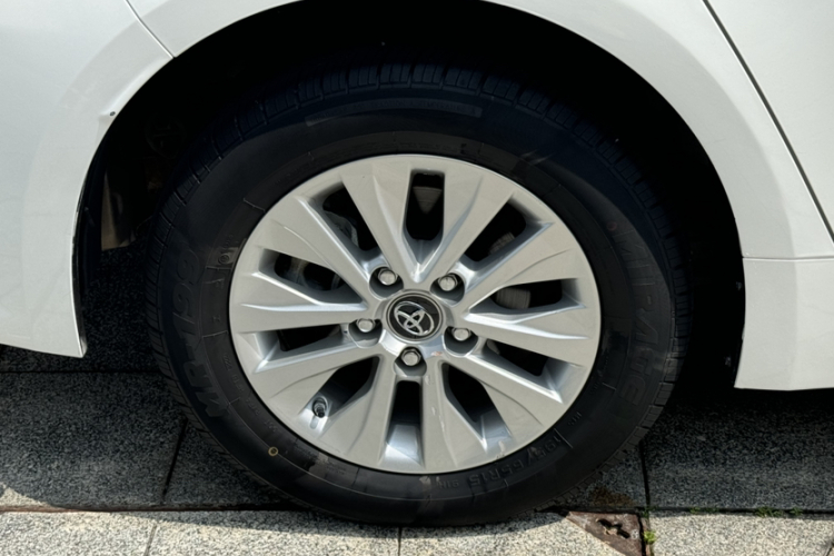 丰田 卡罗拉 2022款 1.2T S-CVT先锋PLUS版车身外观6004