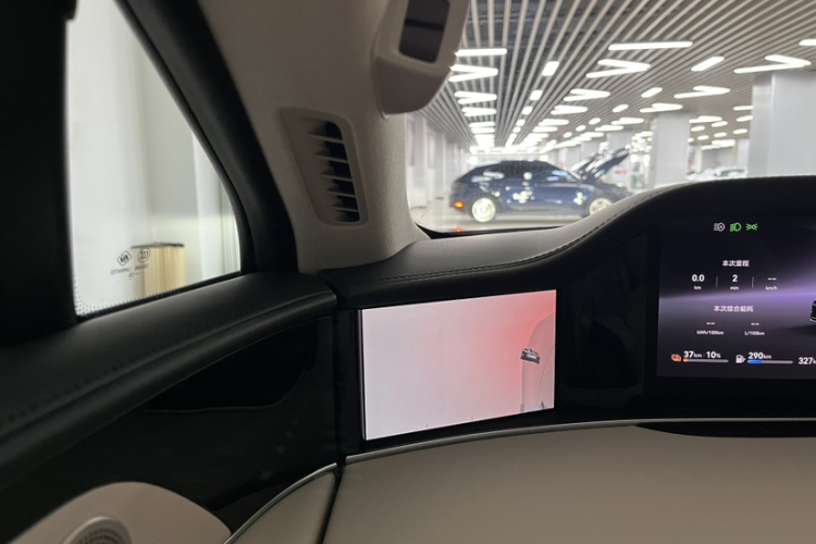 鸿蒙智行 享界S9 2025款 增程 Ultra中控内饰7001