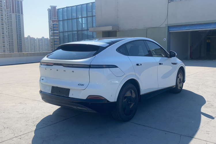 小鹏G6 2025款 625 长续航 Max 旗舰版车身外观6004