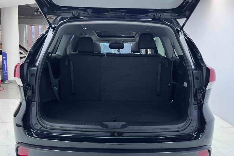 丰田 汉兰达 2018款 2.0T 四驱豪华版 7座 国VI中控内饰7005