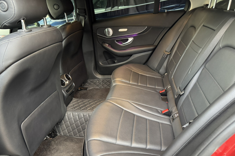 奔驰C级 2019款 改款 C 260 L 运动版中控内饰7006