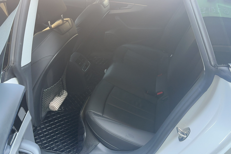 奥迪A5 2024款 Sportback 40 TFSI 时尚动感型中控内饰7001