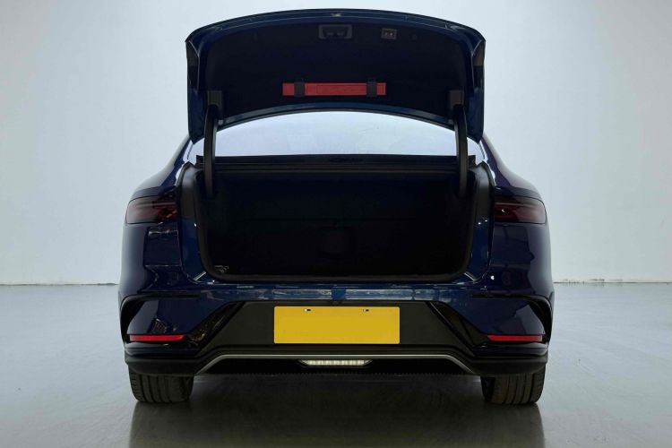 比亚迪 汉 2022款 EV 创世版 610KM四驱尊享型局部细节23