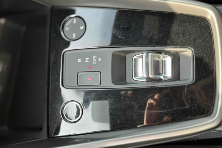 奥迪A3 2021款 A3L Limousine 35 TFSI 进取致雅型中控内饰7001