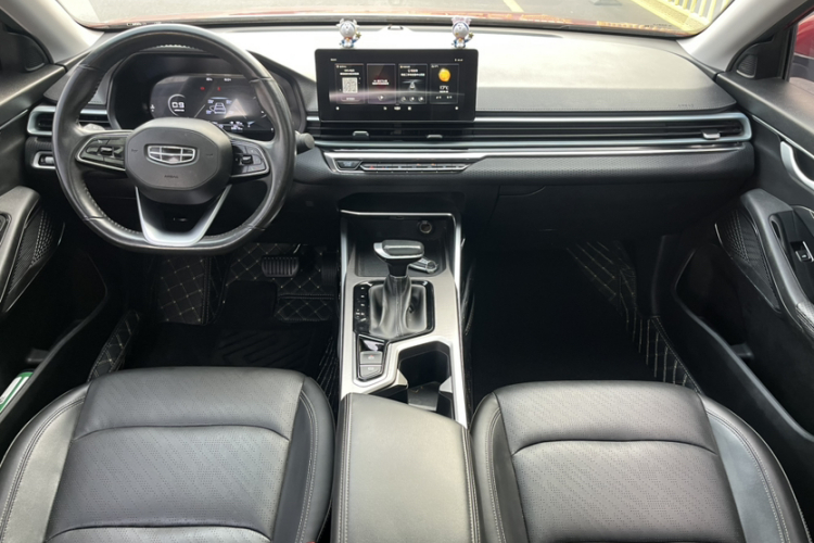 吉利汽车 帝豪 2022款 第4代 1.5L CVT尊贵型中控内饰7002