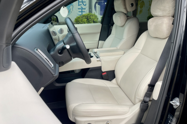 理想汽车 理想L6 2024款 Pro中控内饰7004