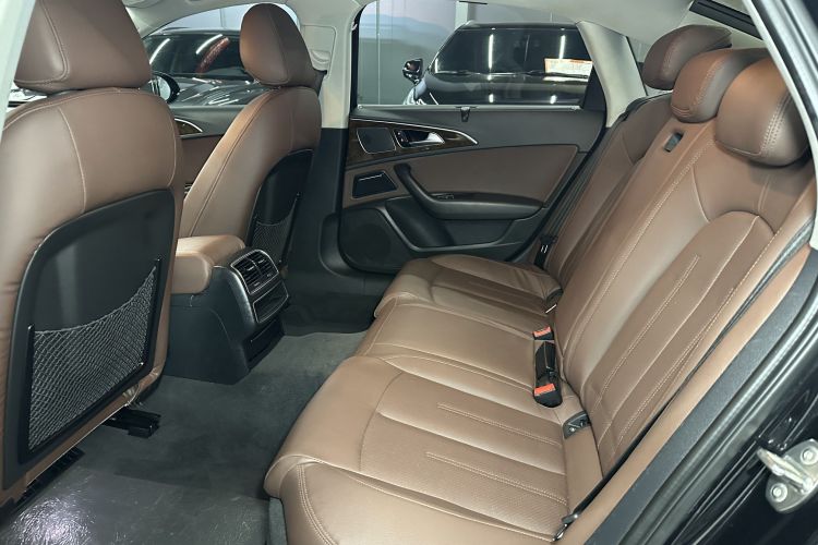 奥迪A6L 2015款 TFSI 百万纪念智领型中控内饰7003