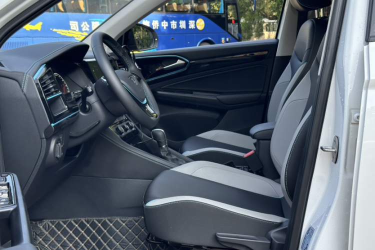 捷达VS5 2023款 280TSI 自动高光悦享型中控内饰7006