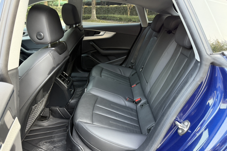 奥迪A5 2017款 Sportback 40 TFSI 时尚型中控内饰7007