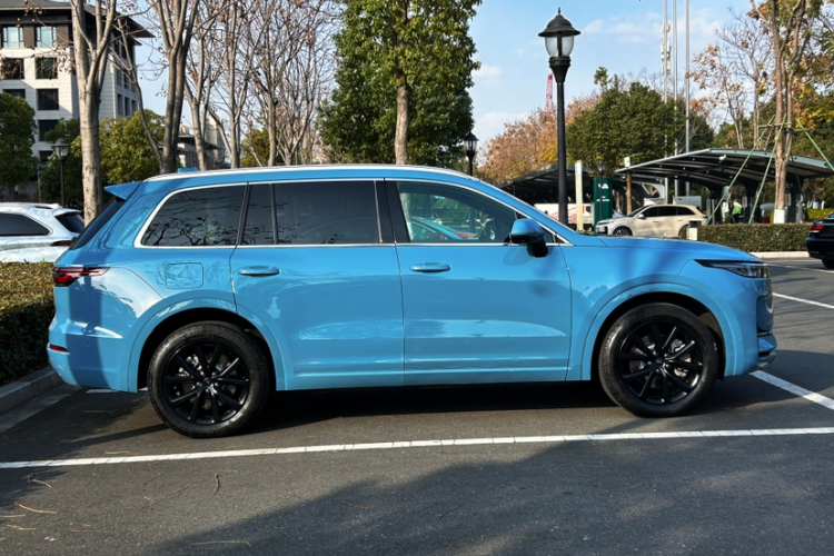 理想汽车 理想ONE 2021款 增程6座版车身外观6005