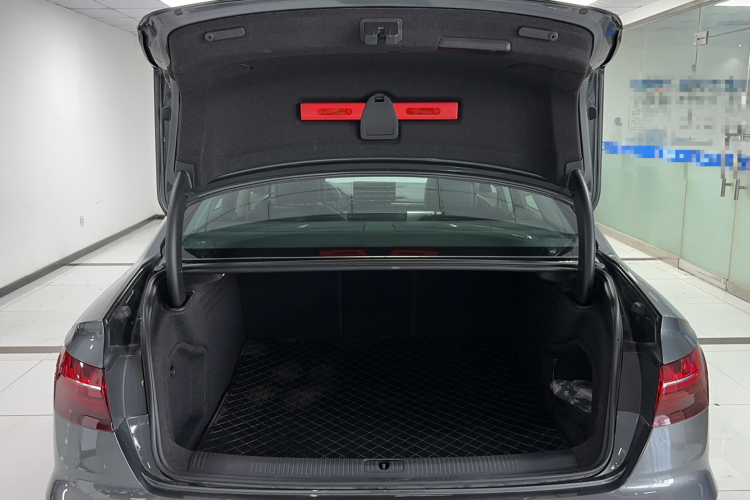 奥迪A4L 2024款 40 TFSI 时尚动感型局部细节23