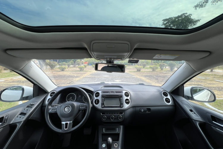 大众 途观 2016款 300TSI 自动两驱豪华版中控内饰7003