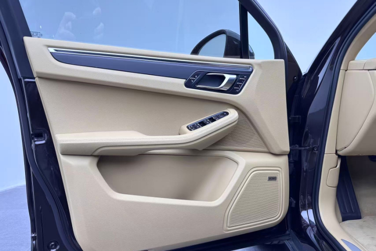 保时捷 2014款 Macan 2.0T局部细节9001