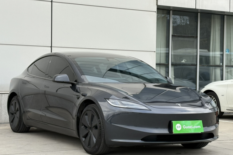 特斯拉 Model 3 2023款 后轮驱动版车身外观6002