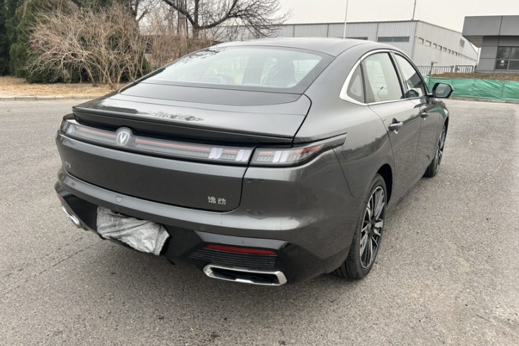 长安 逸动 2026款 第四代 1.5T 500Bar 智享型车身外观6007