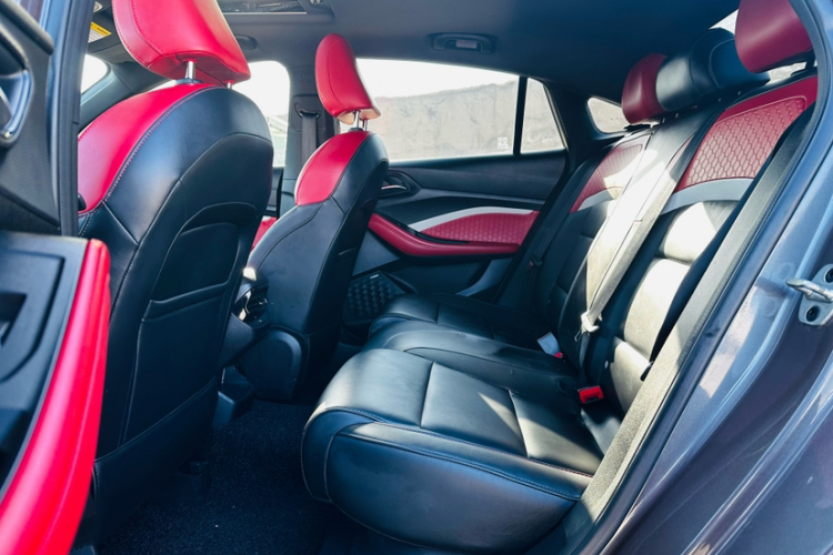 名爵 MG5 2021款 300TGI DCT青奢旗舰版车身外观6002