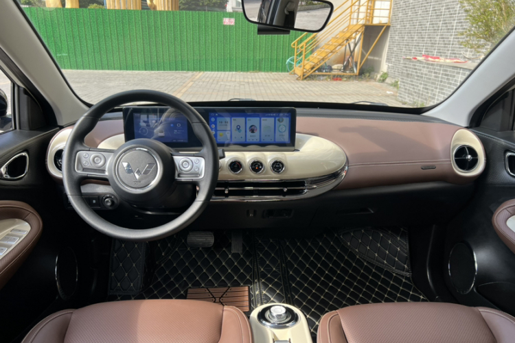 五菱汽车 五菱缤果 2023款 333km 悦享+款中控内饰7002