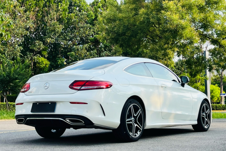 奔驰C级(进口) 2019款 C 260 轿跑车车身外观6003