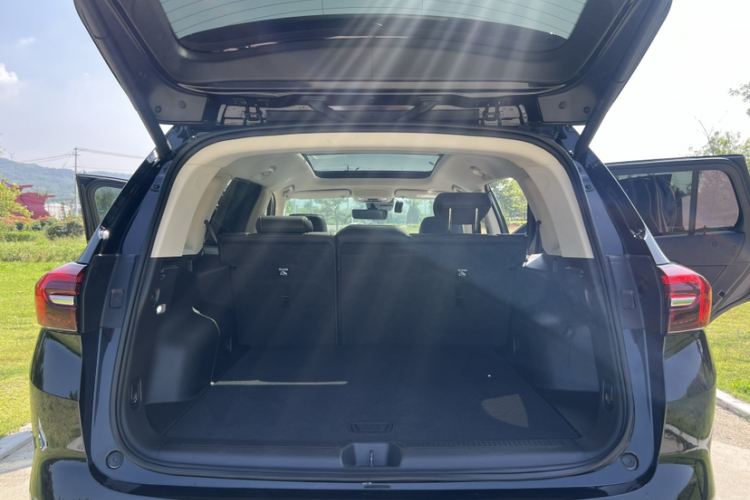 别克 2022款 昂科威Plus 652T 五座豪华型中控内饰7010