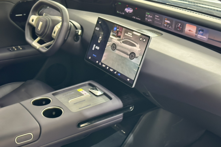 阿维塔07 2024款 Pro+纯电版中控内饰7005