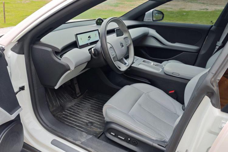 蔚来ET5 2024款 75kWh中控内饰7001