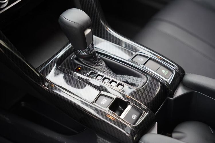 本田 思域 2016款 220TURBO CVT尊贵版中控内饰7012