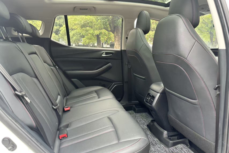 广汽传祺 传祺GS4 2020款 270T 自动豪华智联版中控内饰7005