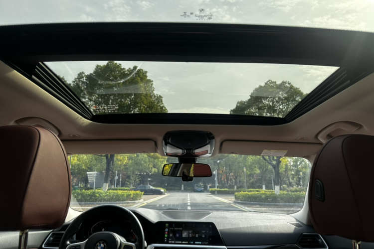 宝马3系 2021款 改款 320Li M运动套装局部细节22