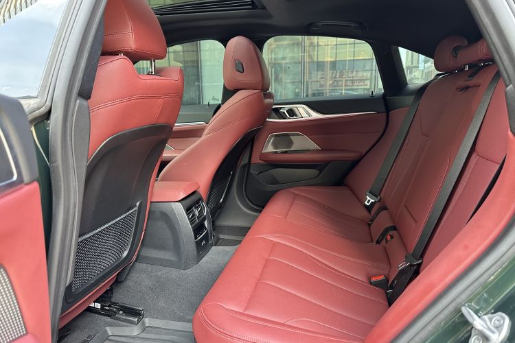 宝马4系 2023款 425i Gran Coupe M运动曜夜套装局部细节9006