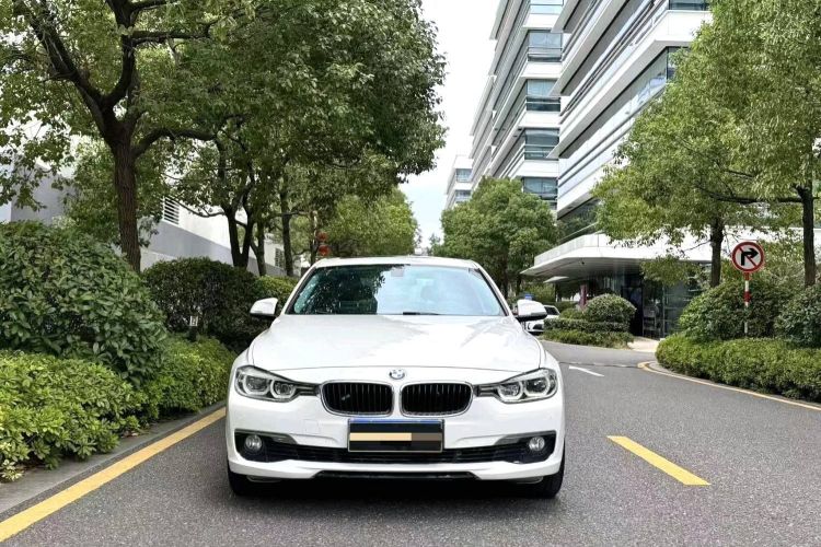 宝马3系 2016款 320Li 时尚型车身外观6006