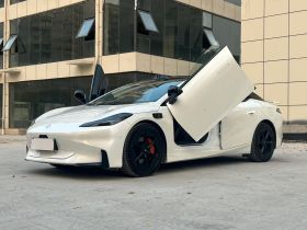 昊铂GT 2023款 710后驱超充Max版