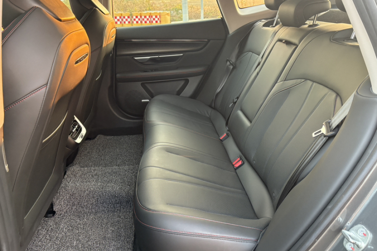 小鹏P7 2020款 670N中控内饰7004