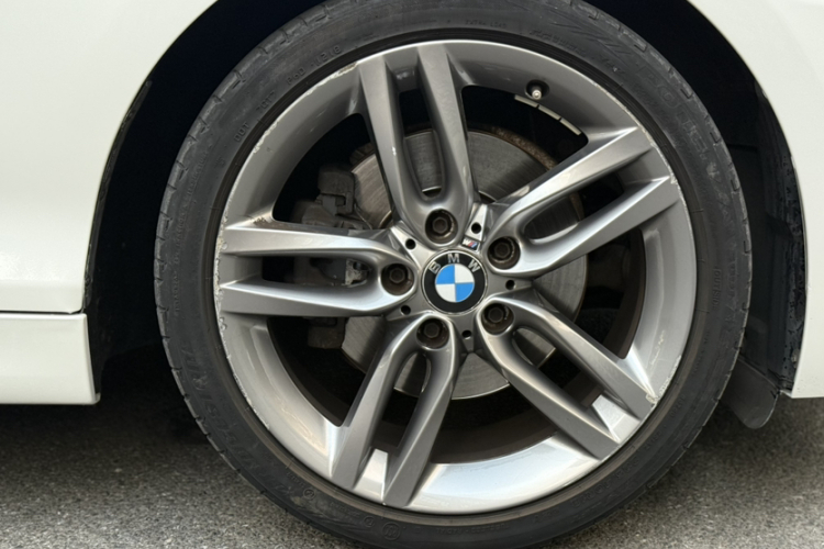 宝马2系(进口) 2018款 225i 敞篷轿跑车 M运动型车身外观6006