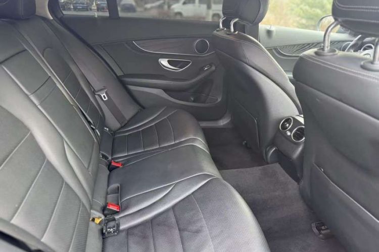 奔驰C级 2015款 C 180 L 运动型中控内饰7003