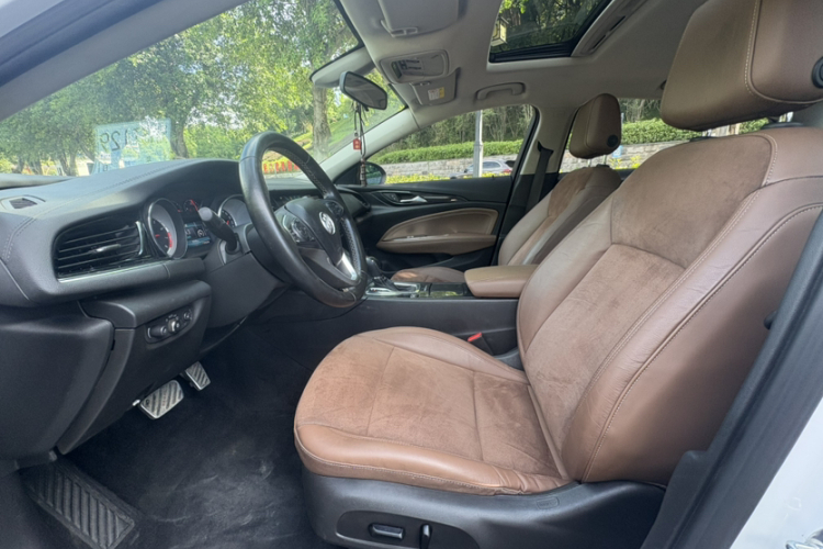 别克 君威 2017款 20T 精英型车身外观6004