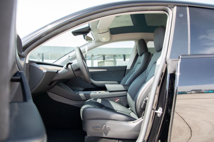特斯拉 Model Y 2022款 后轮驱动版中控内饰7006