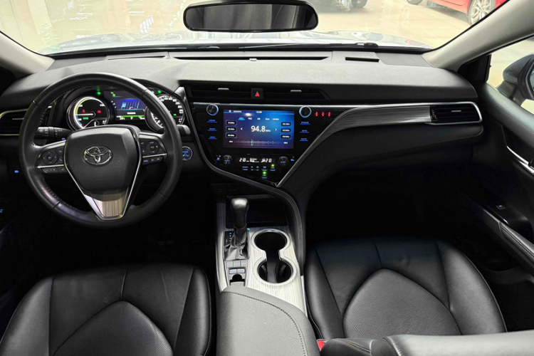 丰田 凯美瑞 2019款 改款 双擎 2.5HG 豪华版中控内饰7001