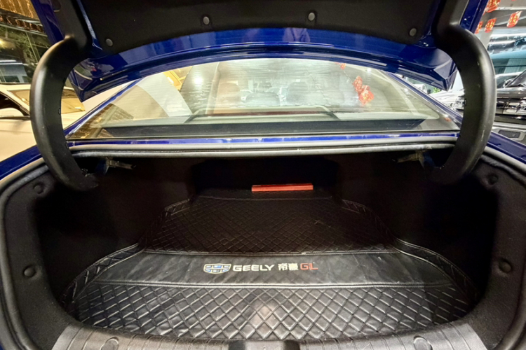 吉利汽车 帝豪GL 2017款 1.3T DCT精英型车身外观6007