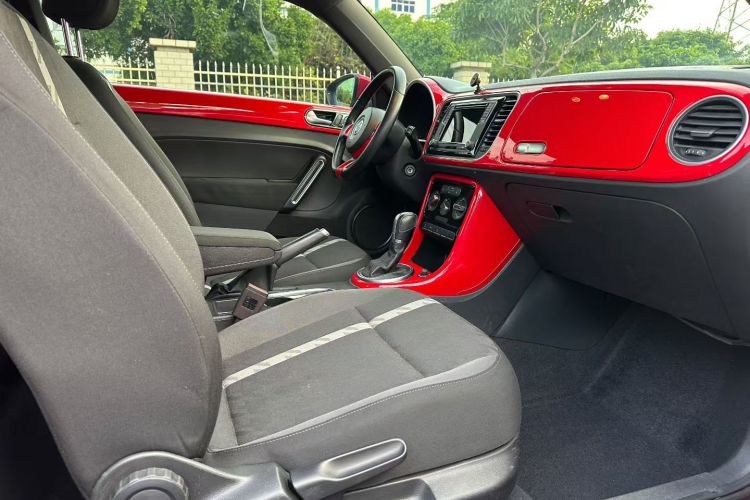 大众 甲壳虫 2018款 180TSI 尚乐型中控内饰7005