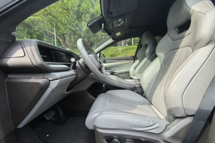 腾势N7 2023款 长续航性能版局部细节19