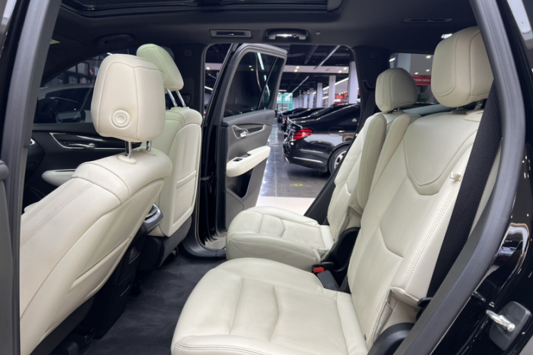 凯迪拉克XT6 2020款 28T 六座豪华运动型至享安全版中控内饰7007