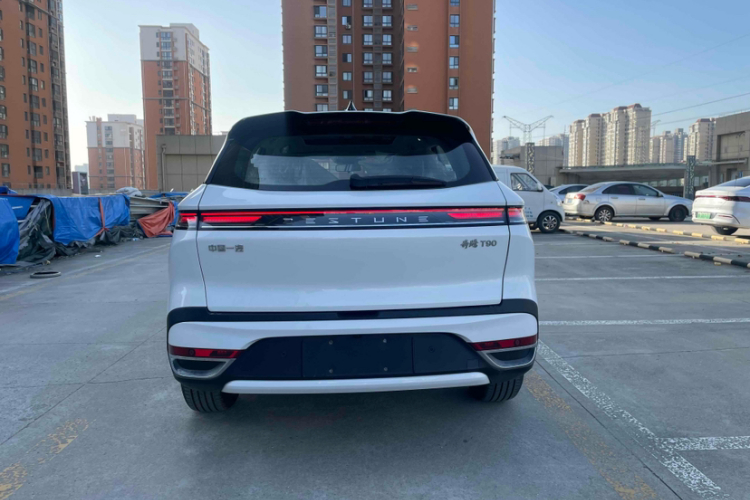 奔腾T90 2023款 1.5T DCT 自动豪华型车身外观6006