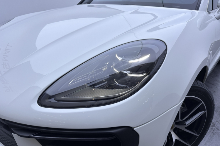 保时捷 2022款 Macan 2.0T车身外观6005