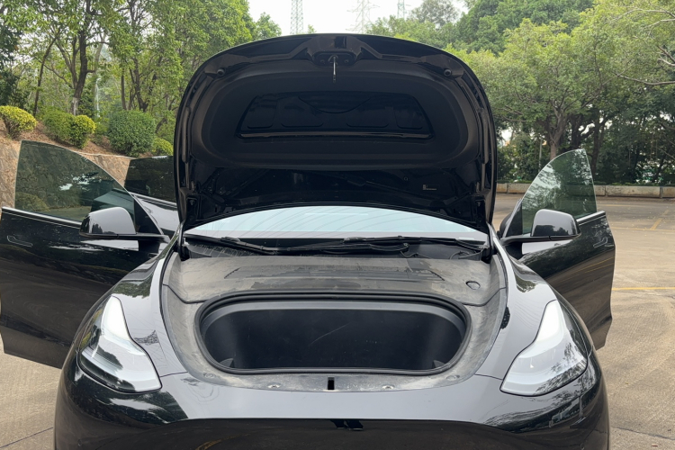 特斯拉 Model Y 2022款 改款 后轮驱动版局部细节24