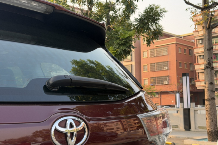 丰田 汉兰达 2017款 2.0T 四驱豪华版 7座车身外观6010