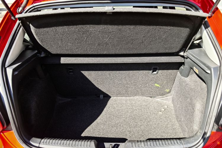 大众 Polo 2016款 1.4L 自动风尚型中控内饰7011