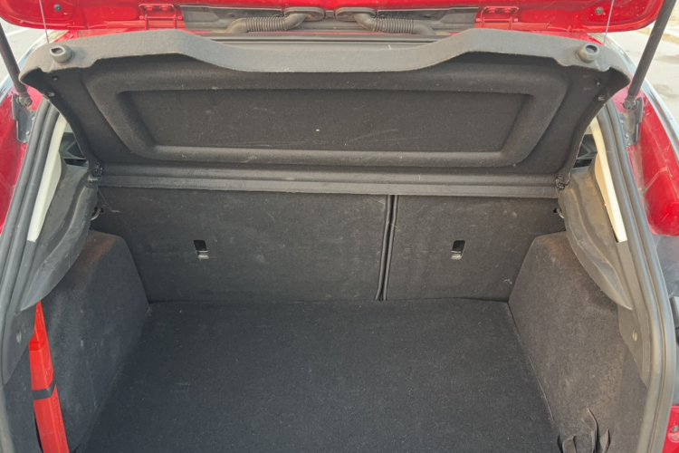 福特 福克斯 2015款 两厢 1.6L 自动舒适型局部细节23